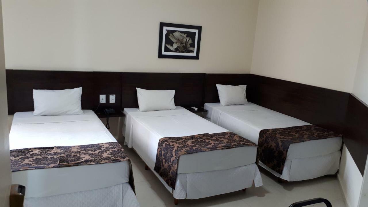 Center Patos Hotel 帕图斯迪米纳斯 外观 照片